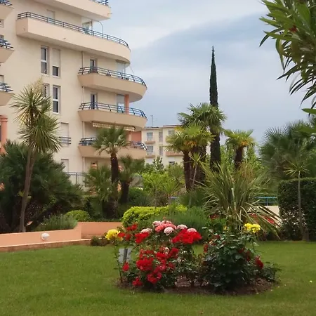 Palais Maya Le Temple Du Soleil Fréjus